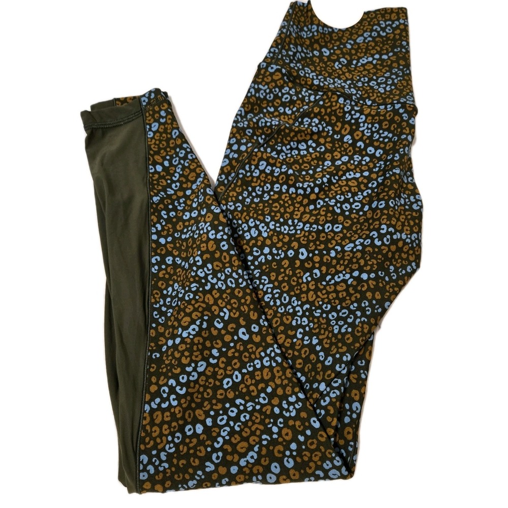 Offline by Aerie Real Me High Rise 7/8 Leggings Size Medium NWT